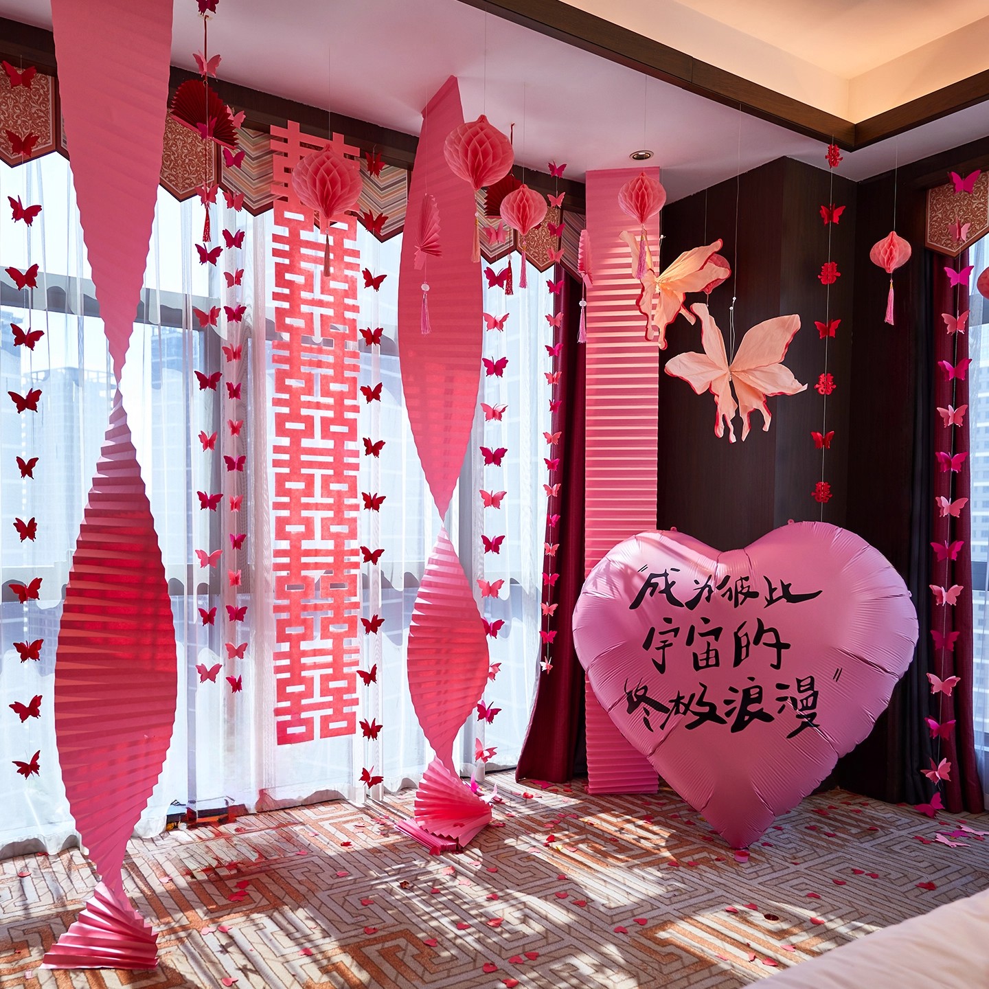 晨袍背景布置氛围感拍照场景婚房