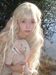 纤韵佳人甜美白金色假发女长发Lolita水波纹空气刘海长卷发全头套