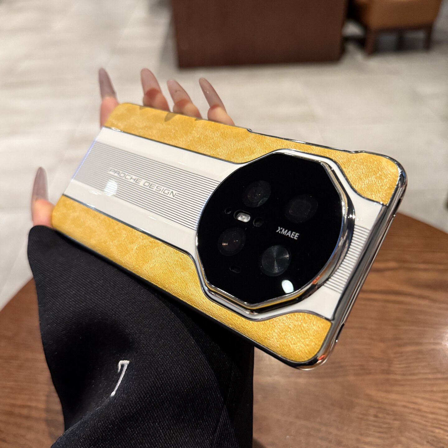 黄色豹纹适用华为mate70手机壳mate60pro镜头全包m50RS新款秒变保时捷pura80素皮保护套荣耀magic7高级感电镀