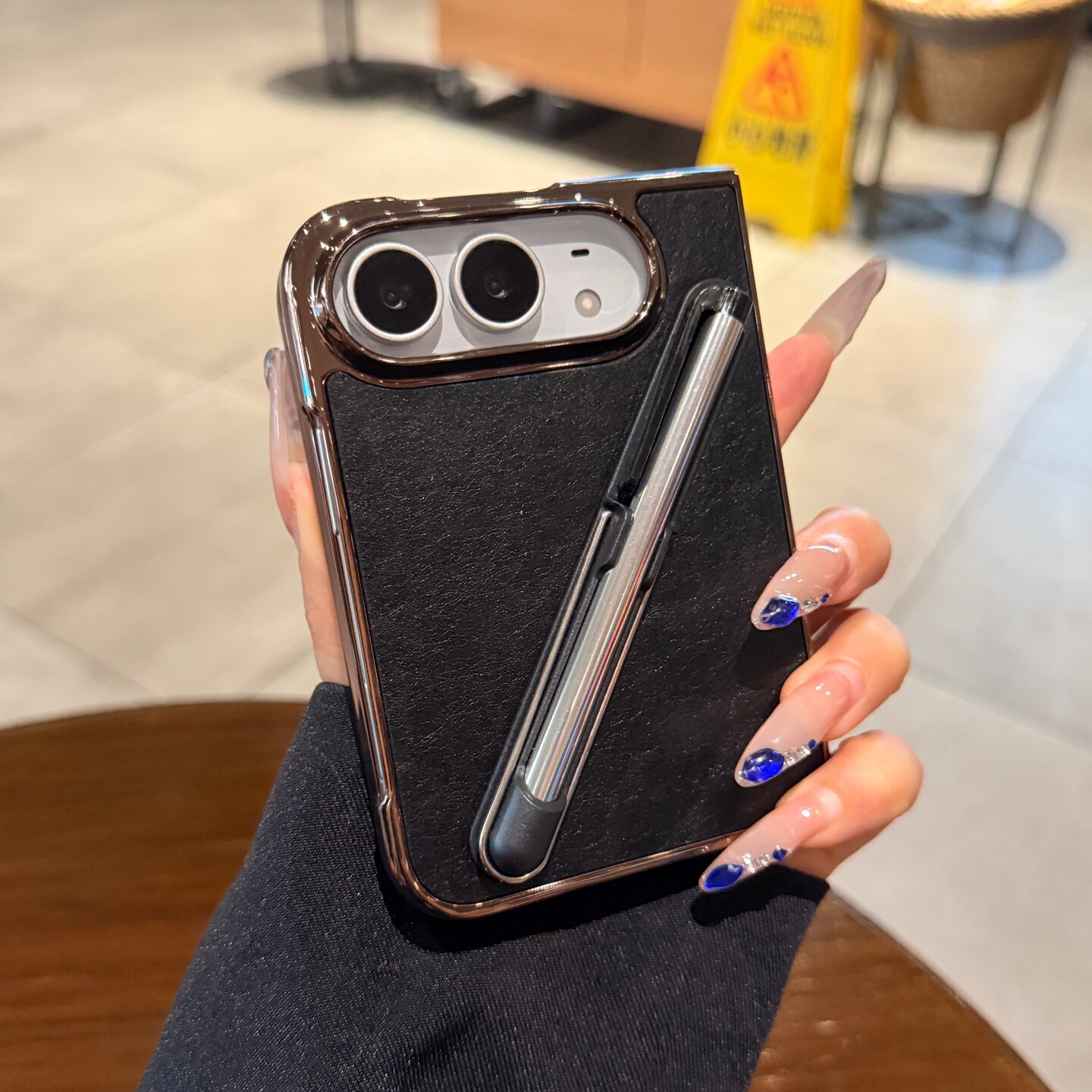 壳膜一体黑色素皮纹适用苹果Ultra手机壳iPhone18Fold折叠屏新款带触控电容笔18ultra保护套高端皮质外壳商务