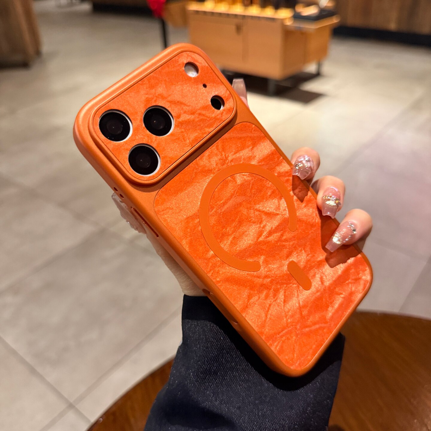 橙色雪山纹绒布皮适用iPhone17promax磁吸手机壳苹果16pro秒变17大视窗镜头14全包相机按键15PM高级13保护套