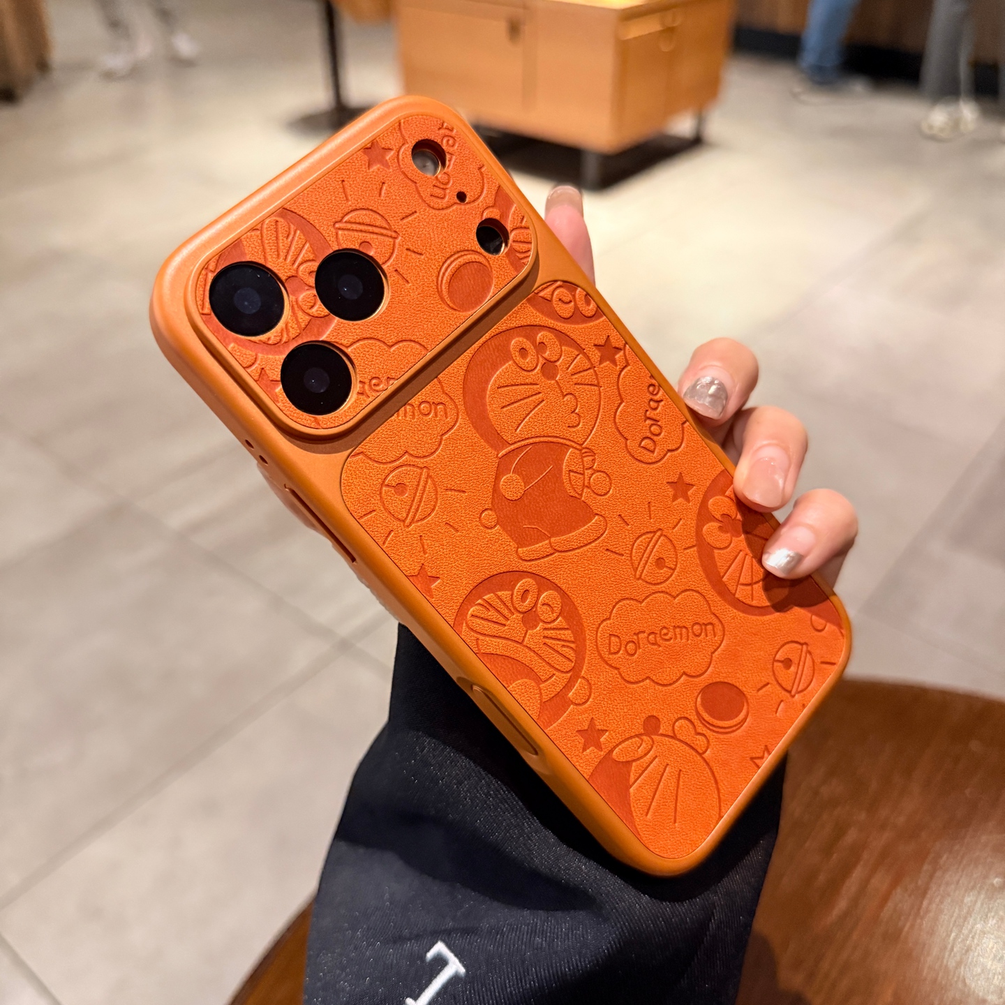 适用苹果17手机壳新款iphone17pro星宇橙色16promax超火15哆啦A梦14卡通ip高级air大视窗镜头13情侣保护套女