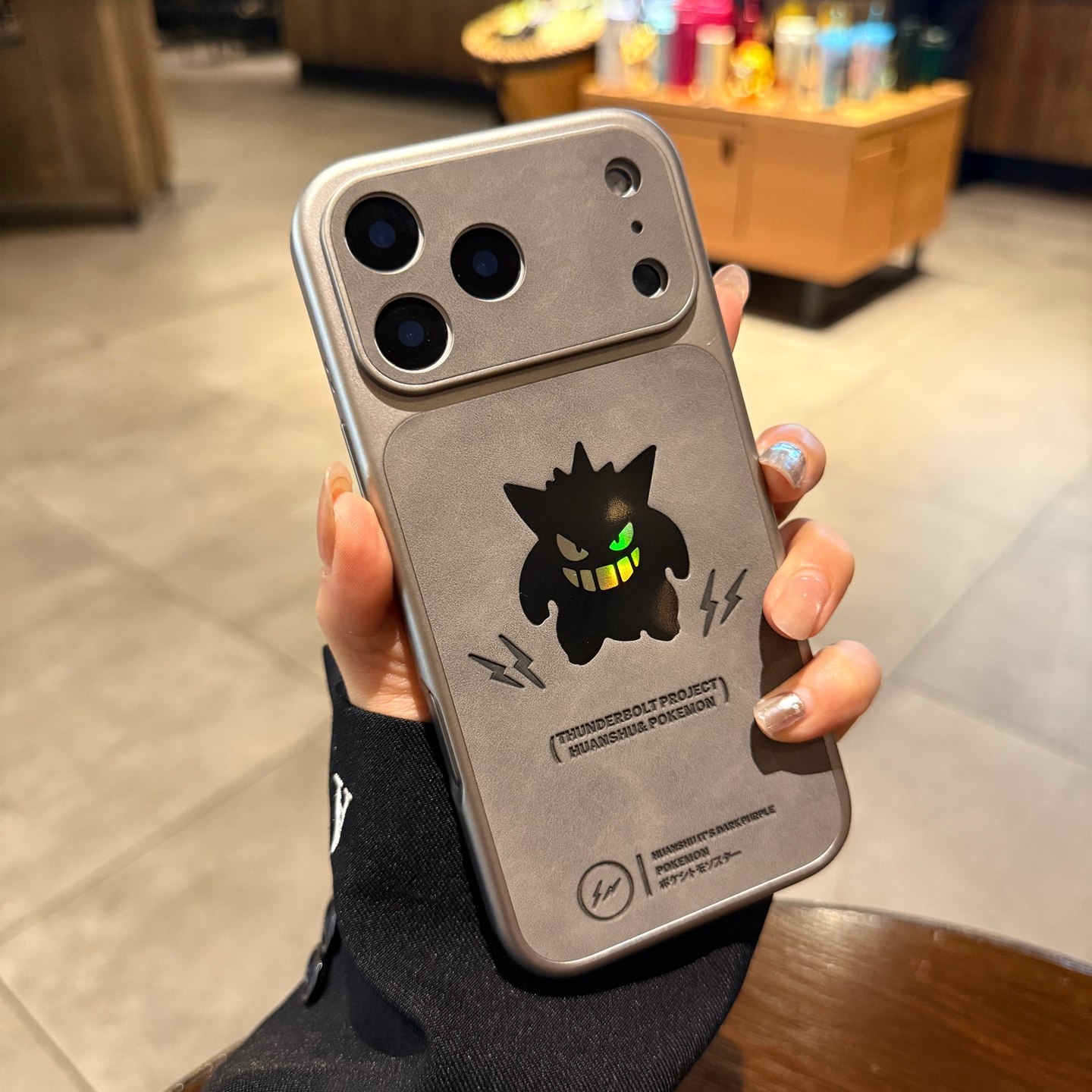 适用苹果17pro手机壳Air新款镭射渐变iPhone16promax秒变17大视窗15钛灰色素皮14耿鬼怪兽13保护套高级潮牌男,3C数码配件,手机保护套/壳,淘宝优惠券,粉丝福利购,淘宝优惠卷