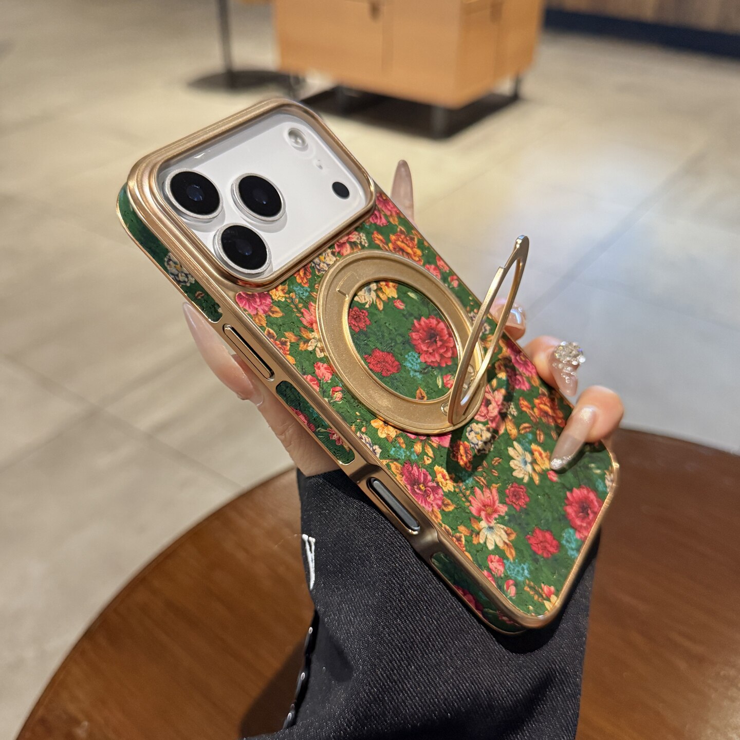 新款绿色花语适用苹果17pro手机壳iphone16promax旋转支架磁吸15plus轻奢女14电镀高级13欧美复古17air保护套