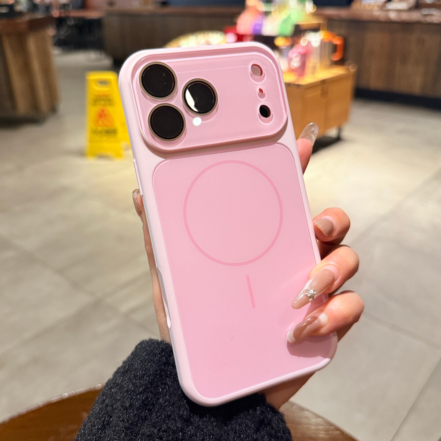 适用苹果17promax手机壳磁吸充电iphone16pro新款粉色15硅胶软边14PM秒变大视窗13全包镜头膜Magsafe保护套女