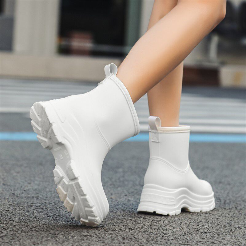 2026新款中筒雨鞋女款增高防水防滑 可拆卸加绒套PVC材质雨靴