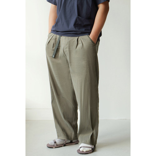 WtW 亚麻尼⻰混纺轻质带褶九分裤 Linen Nylon Pleated Pants