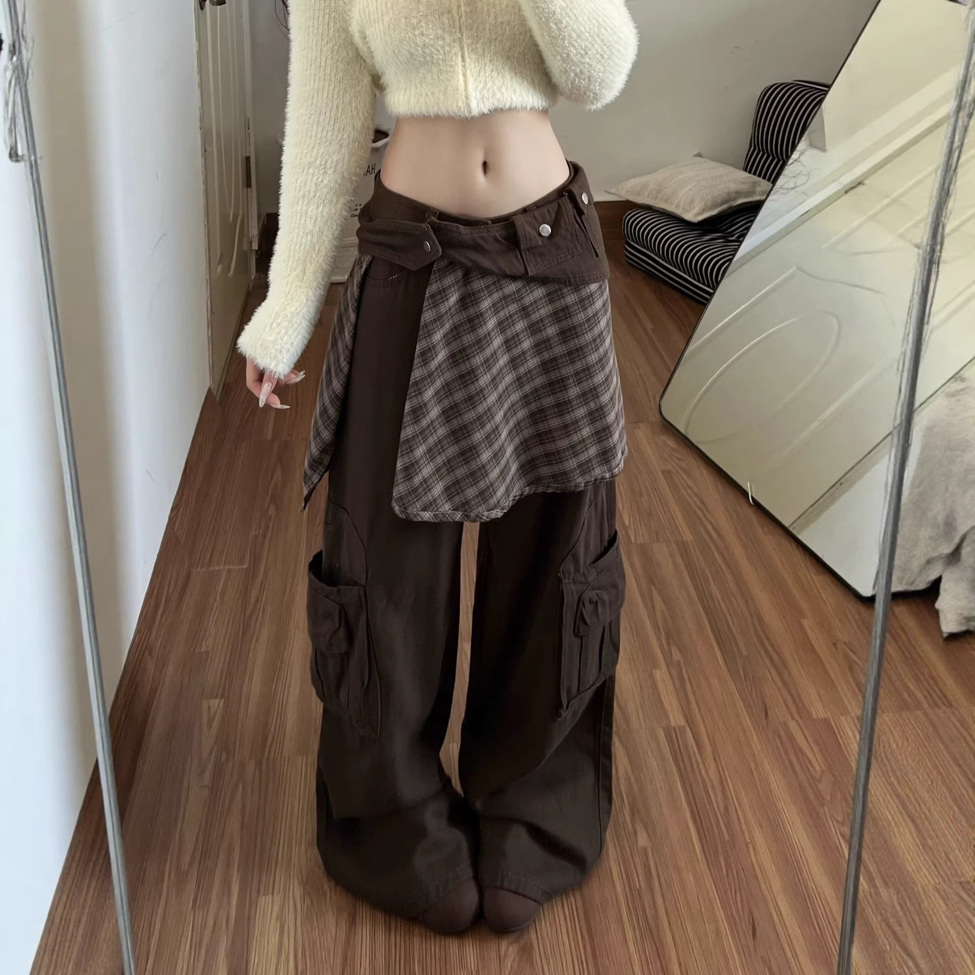 美拉德屁帘工装牛仔裤裤子女款2026春季新款宽松咖色阔腿裤直筒裤