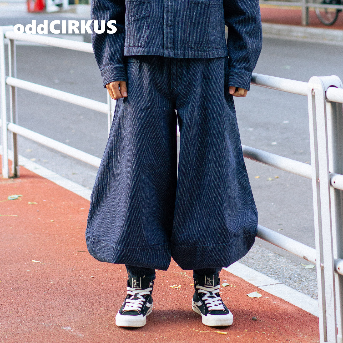 oddCIRKUS灯笼牛仔裤 日系街头水洗竖纹蓝牛工装裤26SS长裤男女