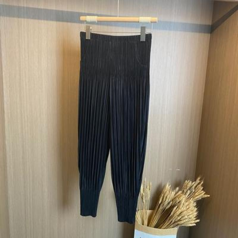 2025春夏新款显瘦3宅褶皱小脚萝卜裤 奶奶裤夏 宽松阔腿百 016