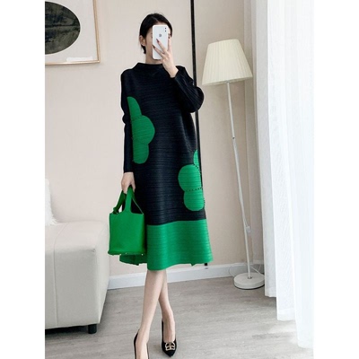 宅褶皱拼色立领A字连衣裙2025春夏新款钉珠减龄宽松显瘦裙三 096