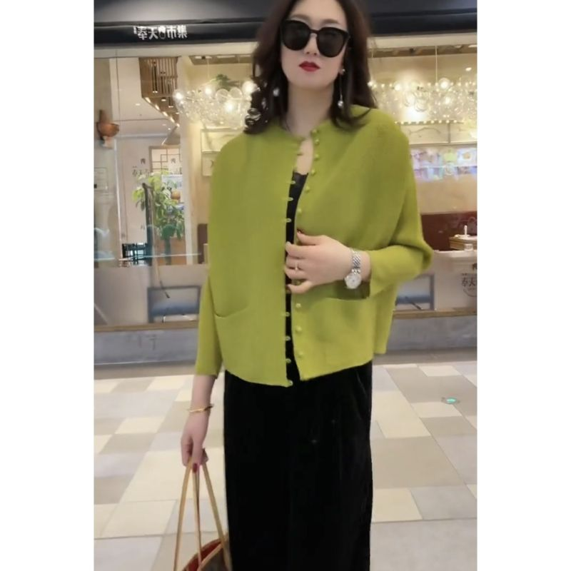 简约新款时尚洋派开衫褶皱短外套纯色复古蝙蝠衫高级感春季上衣