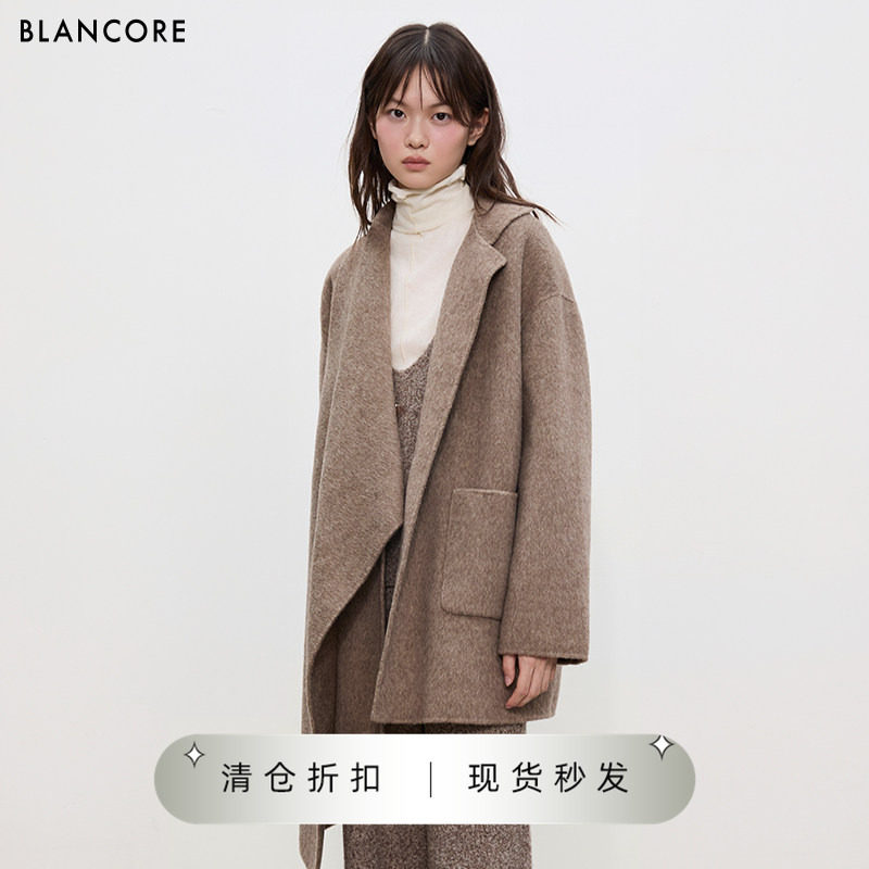【设计师品牌BLANCORE】2025冬季新品中长款围脖阔型羊毛大衣外套