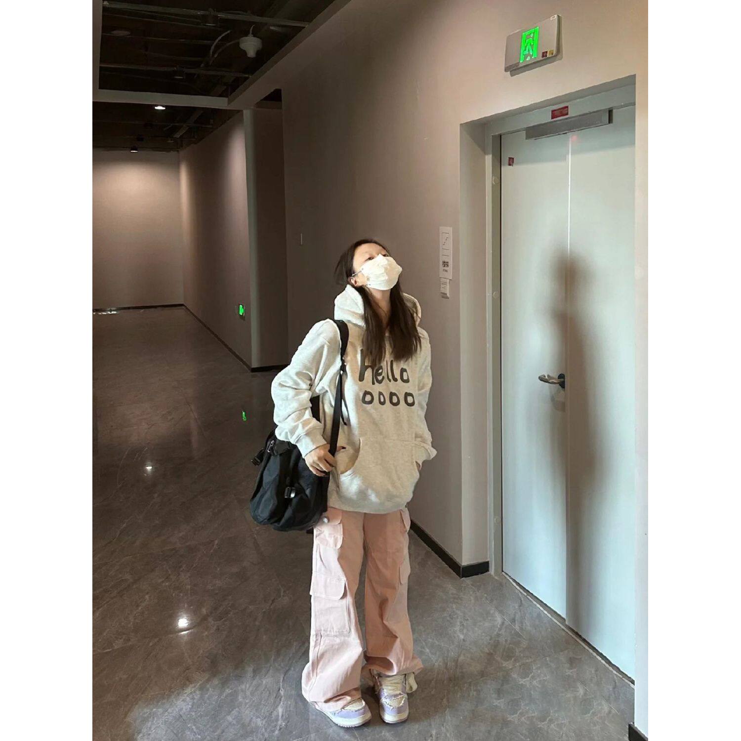 美式复古浅灰色ins潮连帽卫衣女秋冬新款设计感小众宽松外套上衣