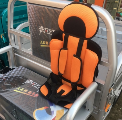 。J汽车儿童安全座椅电动车三轮车安全椅宝宝小孩通用坐垫