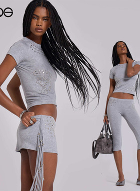 【ENG】JADED LONDON灰色铆钉圆领短袖T恤修身短上衣女装新品25冬