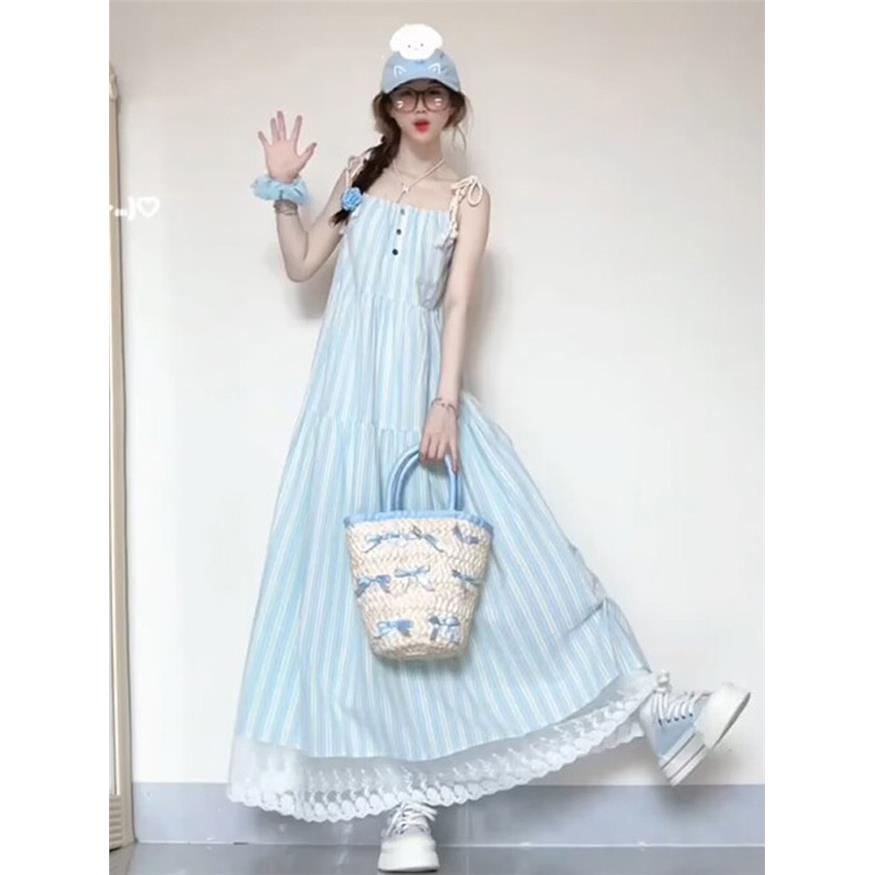 法式蓝色条纹吊带连衣裙