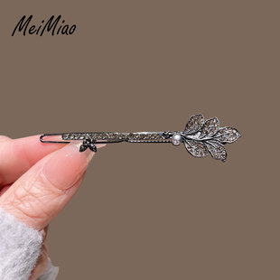 气质黑色水钻树叶发夹女2025新款发卡高级感碎发侧边刘海夹青蛙扣