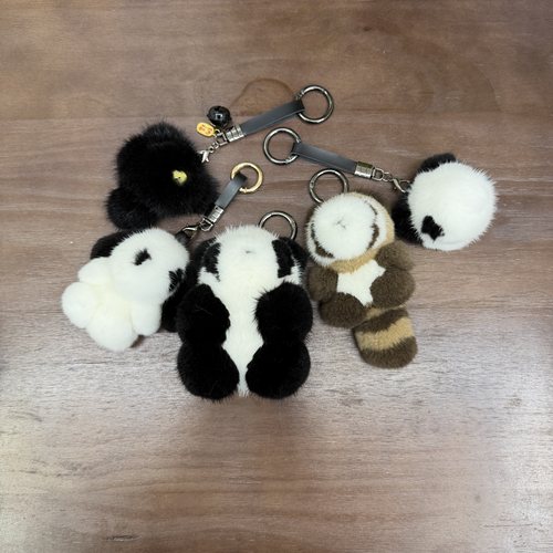 真水貂毛可爱大熊猫小浣熊汽车钥匙扣挂件ins网红毛绒包包挂饰礼