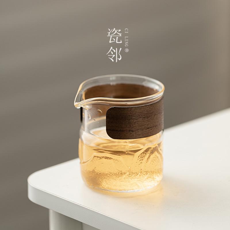 瓷邻胡桃木防烫手公道杯加厚耐热锤纹玻璃公杯分茶器倒茶均杯茶海
