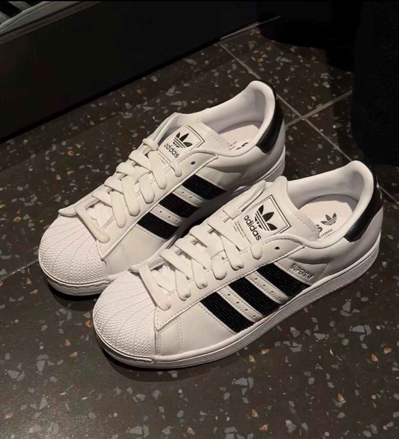 Adidas/阿迪达斯Superstar经典贝壳头运动板鞋JP9678