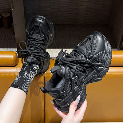 老爹鞋女款2025新款秋冬款轻便软底显脚小欧货爆款加棉休闲