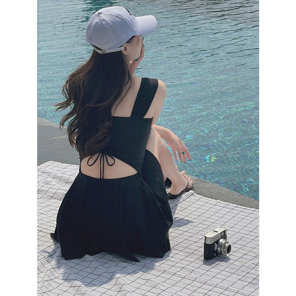 2025年夏新款连体游泳衣女士保守遮肚钢托聚拢女孩泡温泉海边泳装