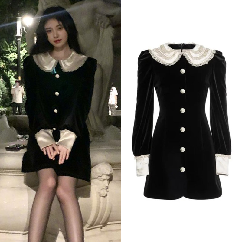 黑色丝绒连衣裙娃娃领长袖小黑裙