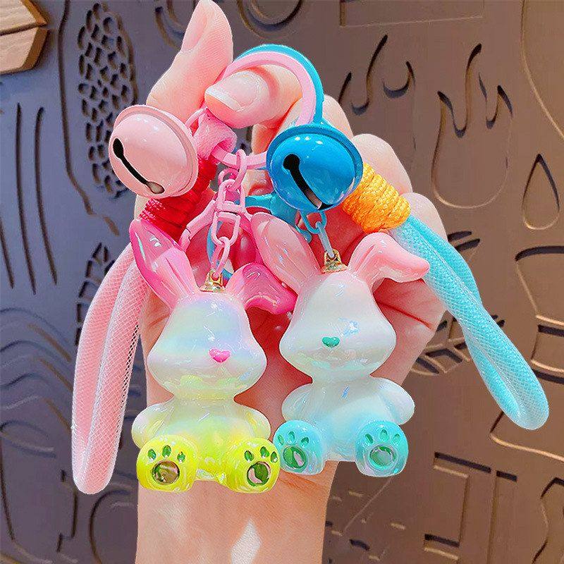 渐变挂件钥匙扣卡通礼品汽车小小兔子钥匙链包包创意电镀公仔,服饰配件/皮带/帽子/围巾,钥匙扣,淘宝优惠券,粉丝福利购,淘宝优惠卷