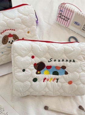 49211 可爱小狗化妆包新款刺绣卡通收纳包整理袋手拎包逛街手拿包