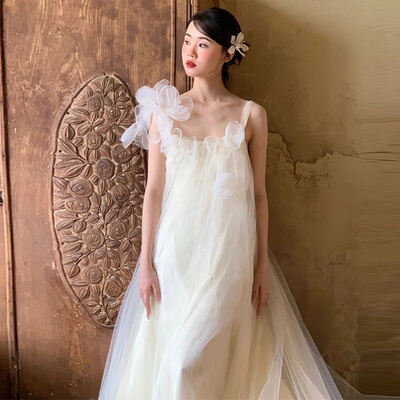 新娘晨袍2025新款仙女森系轻婚纱甜美吊带结婚敬酒服露背出门