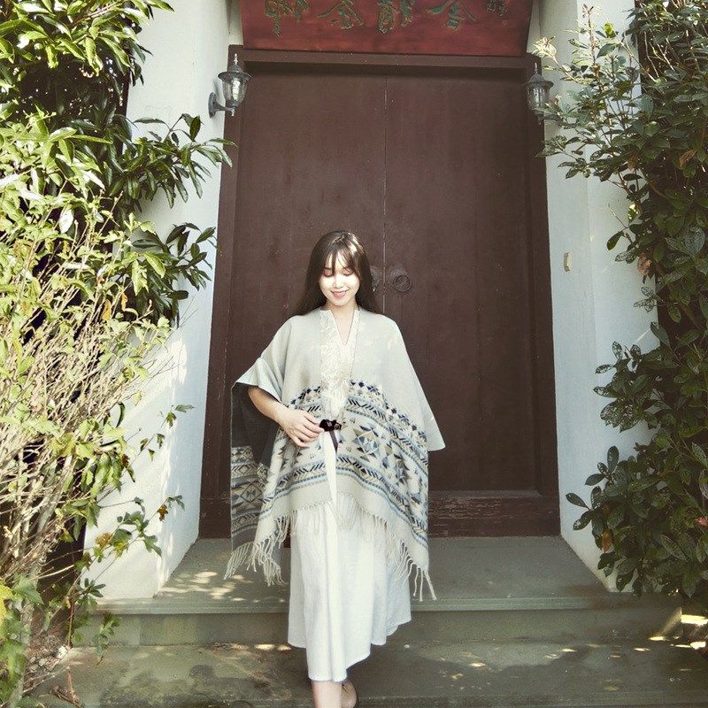 旅游拍照披肩女仿羊绒外搭大草原斗篷双面民族风秋冬空调房盖毯潮,服饰配件/皮带/帽子/围巾,围巾/丝巾/披肩,淘宝优惠券,粉丝福利购,淘宝优惠卷