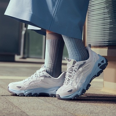 斯凯奇云岚户外闪穿老爹鞋