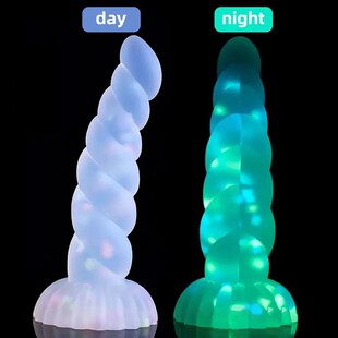 Dark Glowing dildo for Woman Masturbate Color Jelly penis Se