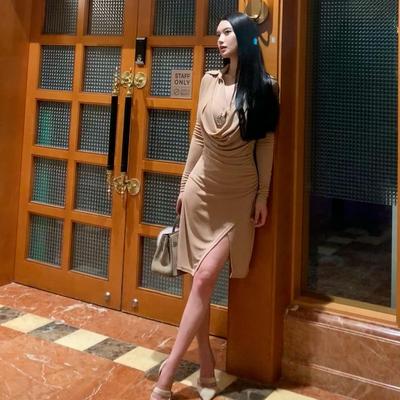 法式连衣裙秋冬纯色裙子女生