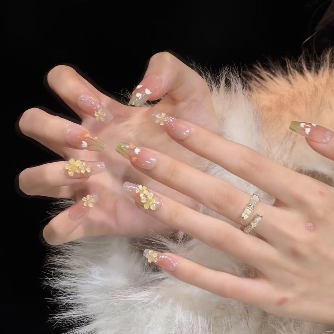 夏日穿戴甲纯手工立体郁金香2025新款长梯高质量手作精致显白气质,彩妆/香水/美妆工具,穿戴甲/甲片,淘宝优惠券,粉丝福利购,淘宝优惠卷