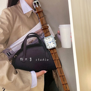 轻奢小众女士韩版 手表女款 简约休闲学生百搭ins风高级感皮带女表