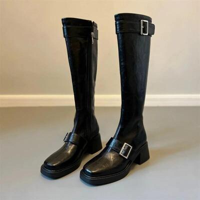 觅华轻奢女鞋企业店皮z带扣橡胶软底长筒靴细腿长靴女新h骑行靴M