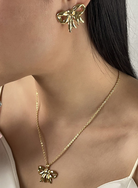 INS风18k不锈钢爱心蝴蝶结符号耳