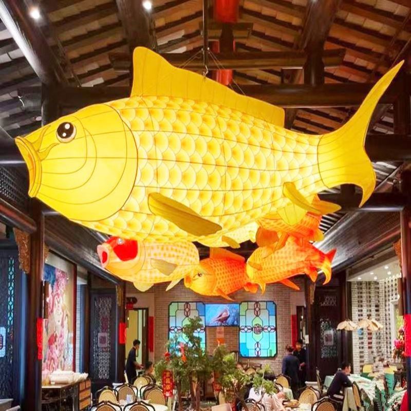 春节景区户外大型非遗防水发光锦鲤鱼灯笼花灯鱼吊饰灯笼彩灯定制