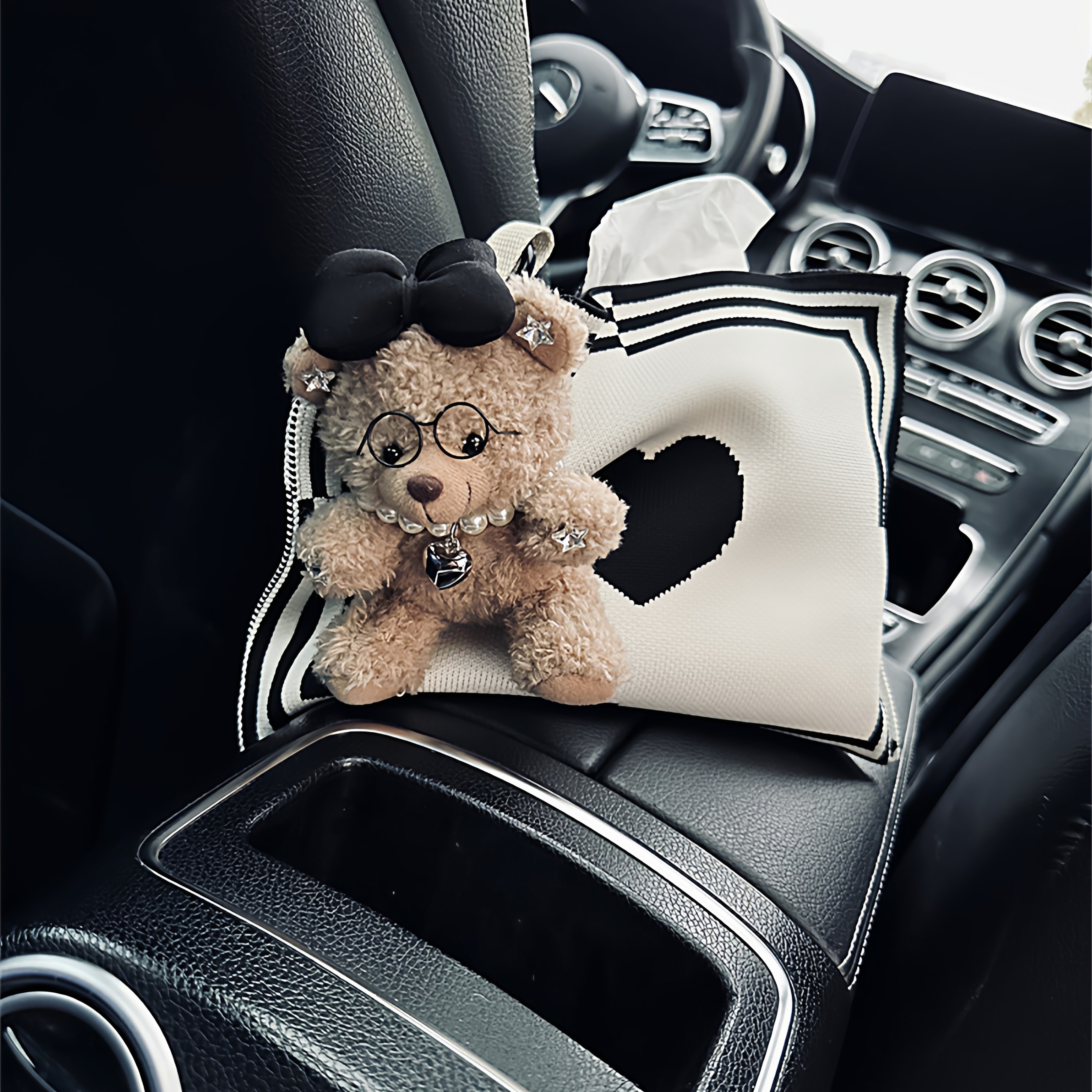 车载椅背遮阳板汽车纸巾盒抽创意可爱卡通挂式抽纸盒车内用品大全