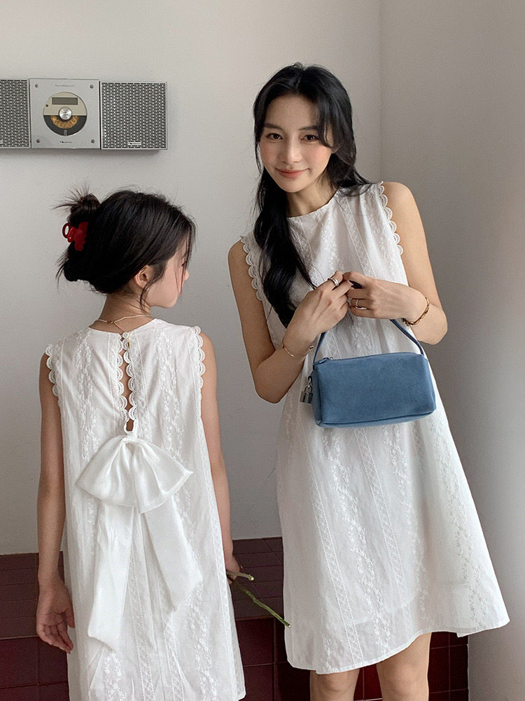 亲子装女童白色连衣裙夏装洋气蝴蝶结背心裙子母女装小女孩公主裙