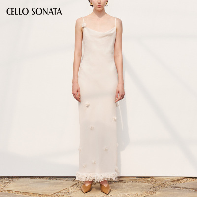 Cello Sonata春夏新品 荡领露背流苏立体花朵吊带度假连衣裙