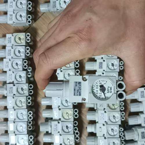 议价SMC原装调压阀 ARM10-08BG/06BG/7个