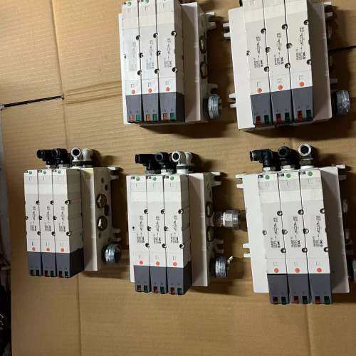 议价SMC电磁阀VQ4300-51，功能正常，成色漂亮