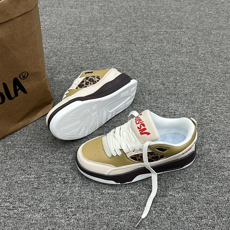 米姜黄复古豹纹小众面包鞋女2025冬季学生新款ins百搭休闲跑步鞋