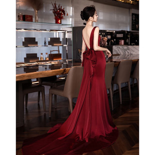 深V敬酒服新娘感v领酒红色宴会结婚显瘦性感2025新款 拖尾晚礼服