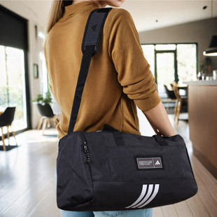 阿迪达斯运动健身训练斜挎包adidas户外旅行背包休闲拎包挎包手提