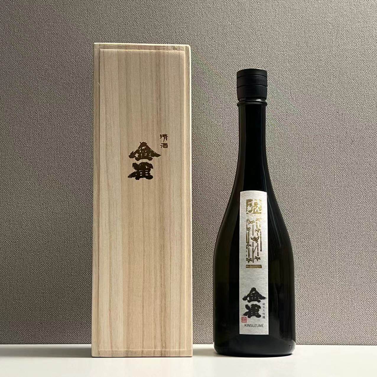 日本清酒 金雀 白金金雀纯米大吟酿 木盒装720ml