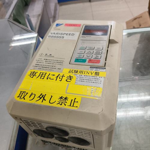 安川变频器CIMR-SSA27P5有一台，输入220V,5.（议价）